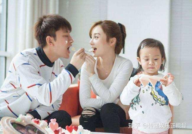賈乃亮與李小璐娛樂焦點(diǎn)深度解析，最新動態(tài)揭秘